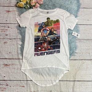 NWT Marvel Avengers White High Low T-Shirt sz M